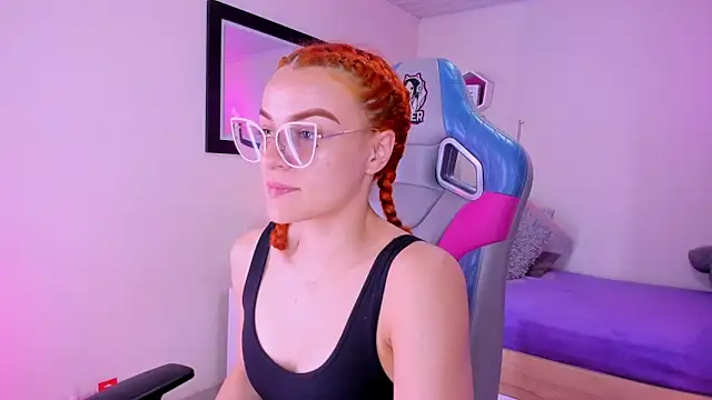 celeste blazze  online show from March 26, 2026, 4:16 pm