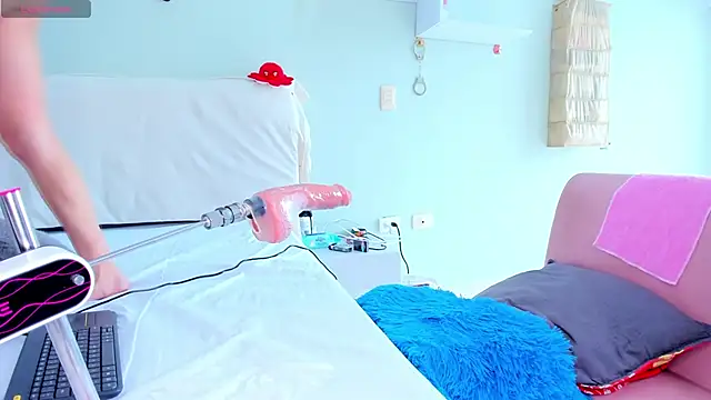 Luna Raay online show from January 31, 2026, 7:56 pm