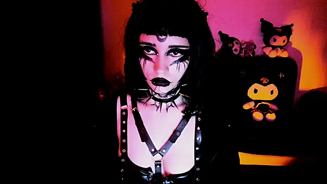 Yueeclipsa online show from February 23, 2026, 4:25 am