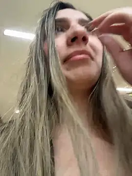 sarah honey   online show from November 10, 2025, 2:55 pm