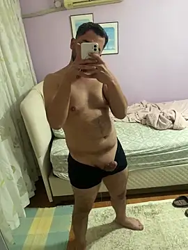 canmavi16 online show from November 17, 2025, 9:52 pm