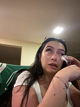 Kloe Novoa online show from April 8, 2026, 11:12 am