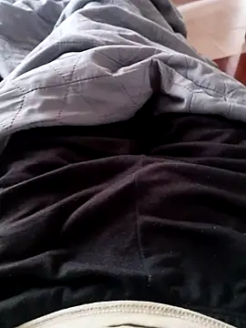 Snapshot of Andres__00 chatting on May 26, 2026, 12:25 pm Andres 00 online show from May 26, 2026, 12:25 pm