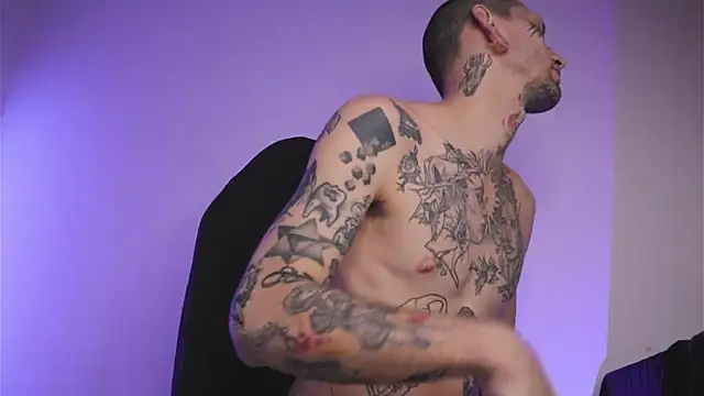 Snapshot of TokyoHatsumoto chatting on February 11, 2026, 11:04 pm TokyoHatsumoto online show from February 11, 2026, 11:04 pm