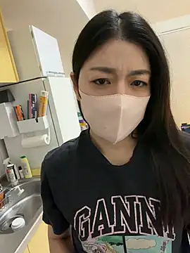 akimix xoxo online show from April 5, 2026, 11:50 am