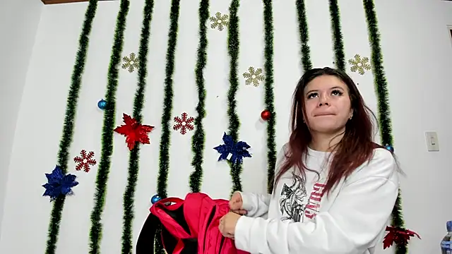 Vanessa Martinz online show from November 21, 2025, 12:26 pm