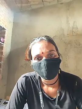 Snapshot of Hot_nenshi chatting on October 27, 2025, 6:58 am Hot nenshi online show from October 27, 2025, 6:58 am