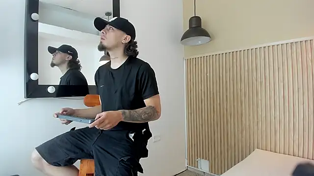 STEINER 01 online show from October 29, 2025, 4:00 am