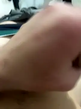 Snapshot of grossebite12335 chatting on December 17, 2025, 6:57 pm grossebite12335 online show from December 17, 2025, 6:57 pm