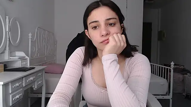 bellefleurrr online show from March 29, 2026, 12:29 pm