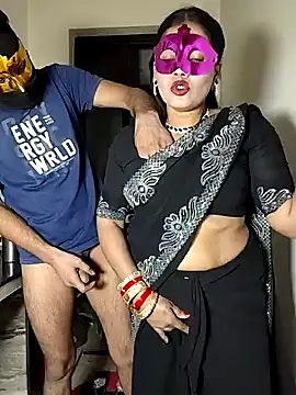 Heena-143 online show from February 9, 2026, 1:53 pm