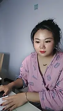 Snapshot of doudou101 chatting on October 28, 2025, 3:44 pm doudou101 online show from October 28, 2025, 3:44 pm