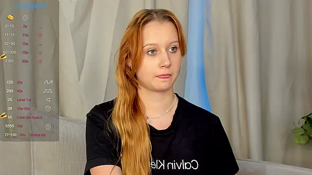 Snapshot of Charil_Wilson chatting on November 20, 2025, 4:13 am Charil Wilson online show from November 20, 2025, 4:13 am