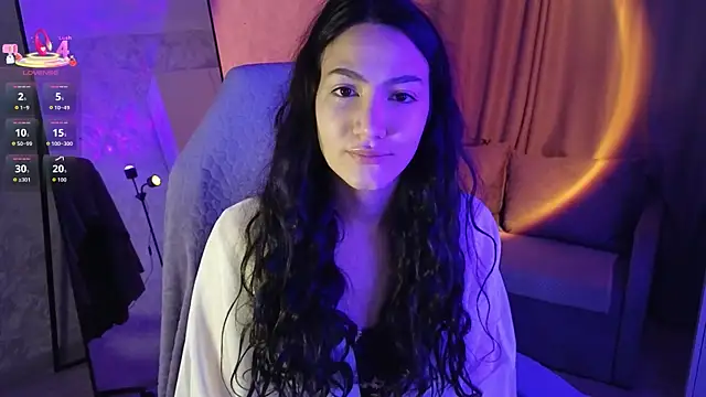 Snapshot of Mulan_Lo chatting on November 26, 2025, 8:53 pm Mulan Lo online show from November 26, 2025, 8:53 pm