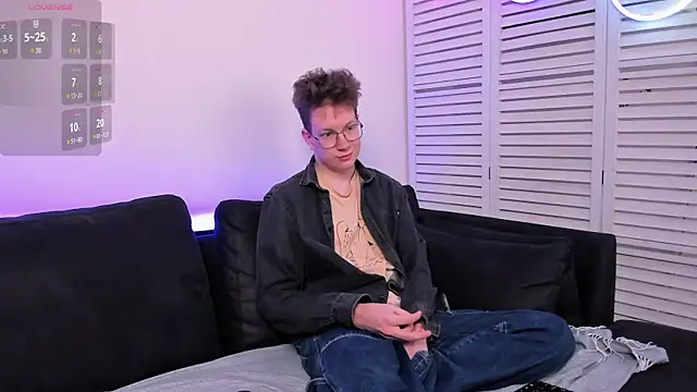 Teddy Parker online show from November 22, 2025, 7:51 am