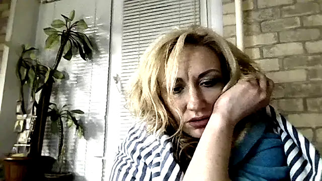 LilaniLoverx online show from November 16, 2025, 11:19 pm