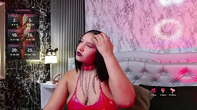 Snapshot of WhitneySweet chatting on February 1, 2026, 10:35 am WhitneySweet online show from February 1, 2026, 10:35 am