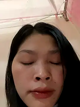 Snapshot of simmi-2 chatting on October 25, 2025, 5:06 am simmi-2 online show from October 25, 2025, 5:06 am