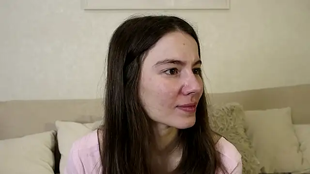 Snapshot of Petalwren chatting on November 23, 2025, 11:09 am Petalwren online show from November 23, 2025, 11:09 am