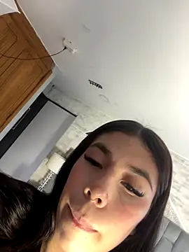 Snapshot of AsiaMillerr_ chatting on November 1, 2025, 12:32 pm AsiaMillerr online show from November 1, 2025, 12:32 pm