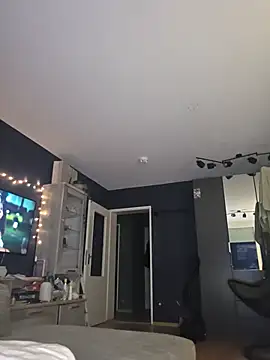Snapshot of Hausverbot3 chatting on July 15, 2026, 2:40 am Hausverbot3 online show from July 15, 2026, 2:40 am