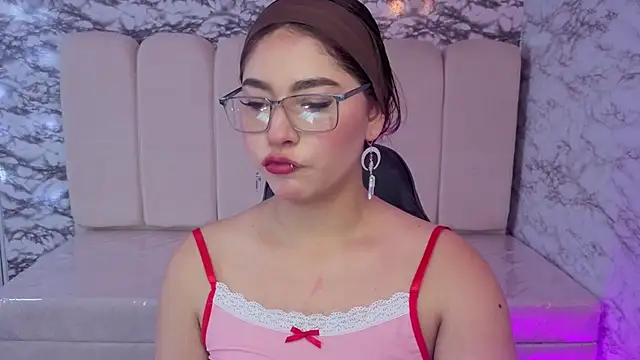 Afrodita Wild v online show from December 19, 2025, 8:00 pm