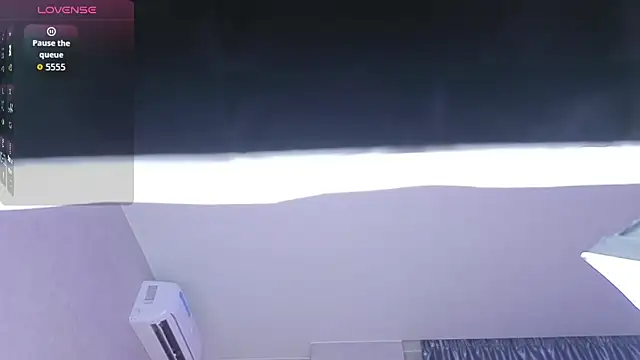 KittieHeart online show from January 14, 2026, 8:56 pm