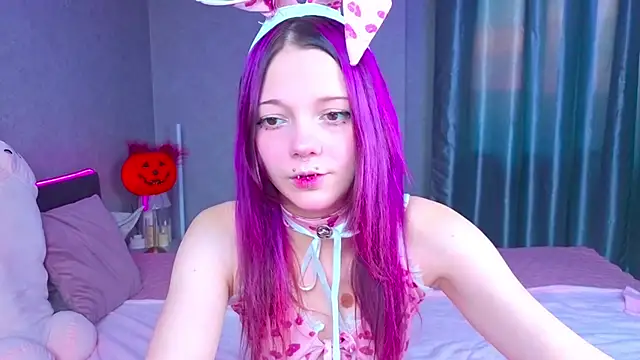 Snapshot of KittieHeart chatting on November 6, 2025, 1:59 pm KittieHeart online show from November 6, 2025, 1:59 pm