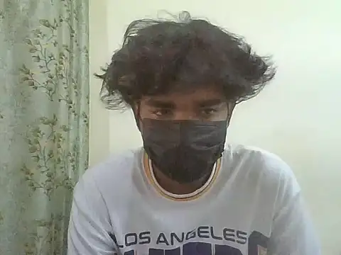 Snapshot of kriZ08 chatting on May 12, 2026, 8:10 am kriZ08 online show from May 12, 2026, 8:10 am