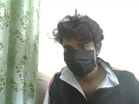 Snapshot of kriZ08 chatting on May 22, 2026, 10:46 am kriZ08 online show from May 22, 2026, 10:46 am