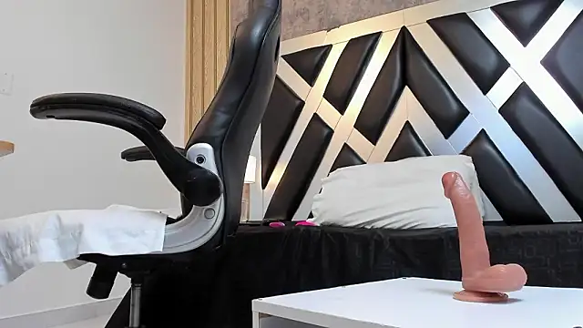 Snapshot of CloePerson chatting on January 18, 2026, 2:31 pm CloePerson online show from January 18, 2026, 2:31 pm