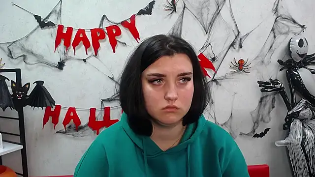 Snapshot of ScarletCargo chatting on November 5, 2025, 11:02 am ScarletCargo online show from November 5, 2025, 11:02 am