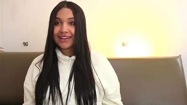 Isabelle Lane online show from March 25, 2026, 12:37 pm