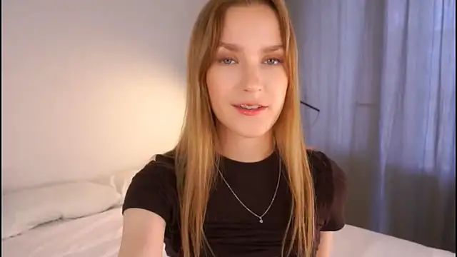 Snapshot of Helenspenss_ chatting on November 13, 2025, 11:19 pm Helenspenss online show from November 13, 2025, 11:19 pm