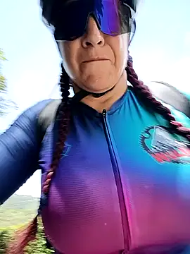 LAPOTRA 04 online show from April 14, 2026, 3:39 pm