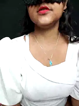 Snapshot of Mampykolkata chatting on February 3, 2026, 10:31 am Mampykolkata online show from February 3, 2026, 10:31 am