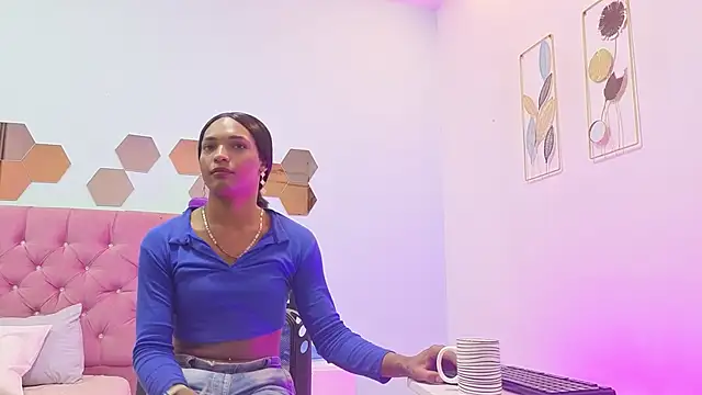 Snapshot of Kardy_Castle7 chatting on June 27, 2026, 12:11 pm Kardy Castle7 online show from June 27, 2026, 12:11 pm