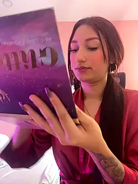 Snapshot of StephanyRouss chatting on November 27, 2025, 11:16 pm StephanyRouss online show from November 27, 2025, 11:16 pm