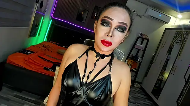 Snapshot of Cumforsale chatting on July 12, 2026, 5:03 pm Cumforsale online show from July 12, 2026, 5:03 pm