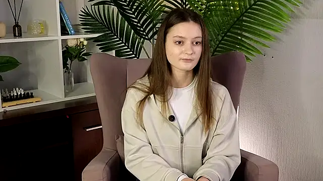 Snapshot of BryannaGilstad chatting on October 26, 2025, 12:05 pm BryannaGilstad online show from October 26, 2025, 12:05 pm