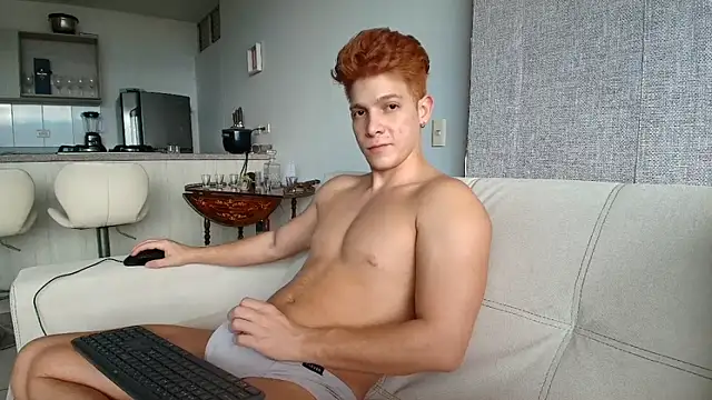 jeffandagus online show from November 18, 2025, 6:44 pm