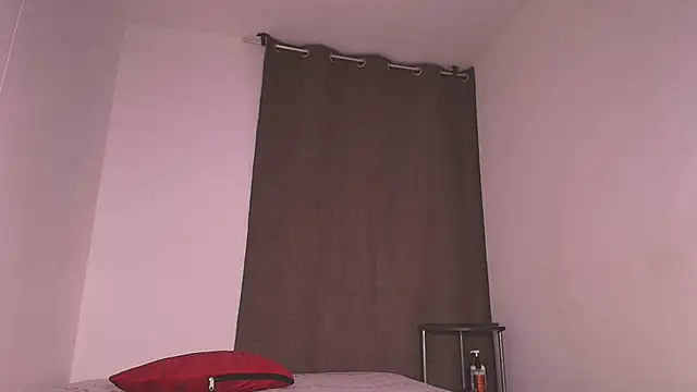 Snapshot of Kesha_rosse_ chatting on June 3, 2026, 8:04 am Kesha rosse online show from June 3, 2026, 8:04 am