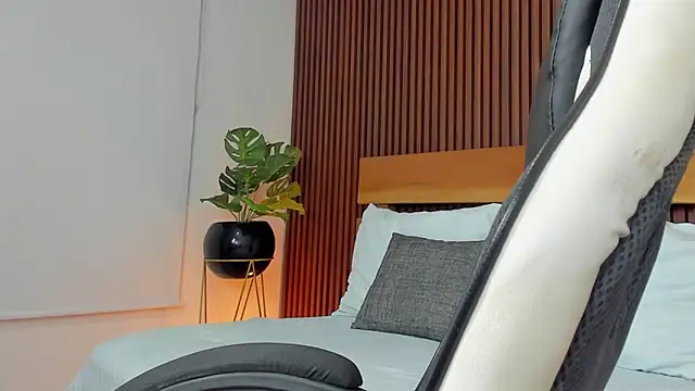 Snapshot of anastasia_cortez_ chatting on November 7, 2025, 2:27 am anastasia cortez online show from November 7, 2025, 2:27 am