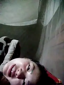 yeu-yeu online show from October 30, 2025, 1:09 pm