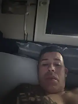 Snapshot of paupratodaobra84 chatting on November 4, 2025, 5:22 am paupratodaobra84 online show from November 4, 2025, 5:22 am