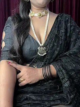 Snapshot of Ritika_janu chatting on December 21, 2025, 5:14 pm Ritika janu online show from December 21, 2025, 5:14 pm