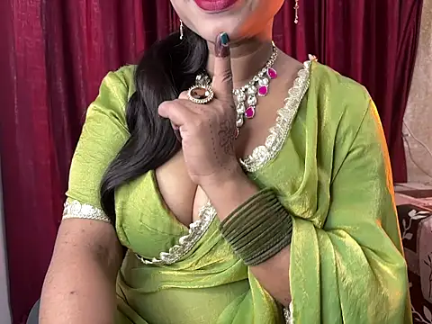 Snapshot of Ritika_janu chatting on February 5, 2026, 5:42 pm Ritika janu online show from February 5, 2026, 5:42 pm