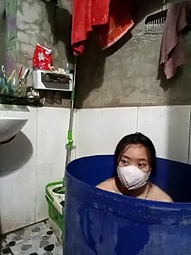 Snapshot of Phoena-a chatting on January 15, 2026, 2:20 pm Phoena-a online show from January 15, 2026, 2:20 pm