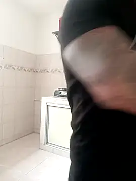 ErosyVenus69 online show from November 26, 2025, 5:46 pm