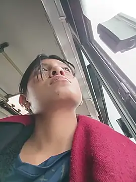 Snapshot of YeseniaRodriguez3 chatting on November 5, 2025, 9:07 pm YeseniaRodriguez3 online show from November 5, 2025, 9:07 pm